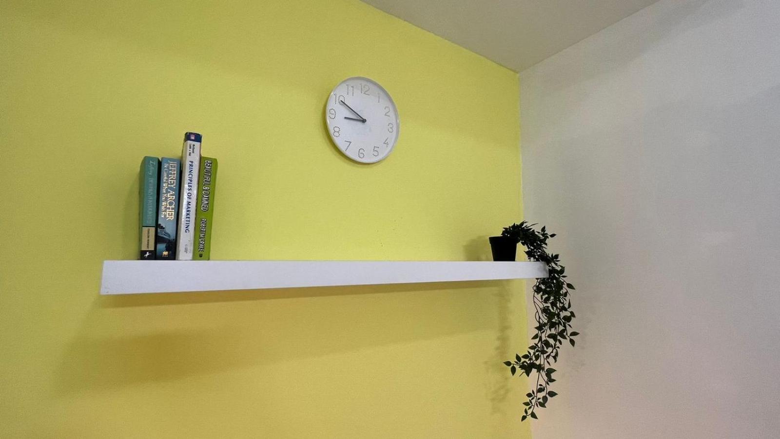Homestay Blooming Partition In Tecom Near Internet Metro Dubai