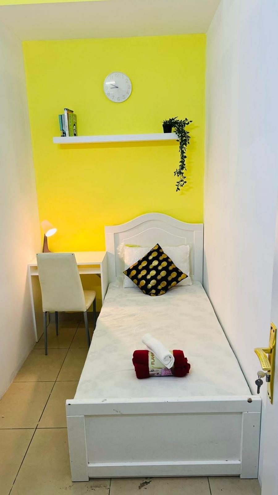 Blooming Partition In Tecom Near Internet Metro Homestay Dubai